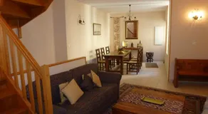 Comfortable Gite (2) in attractive Languedoc Village - Image 2