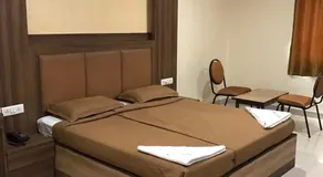 Hotel Dwaraka Paradise - Image 5