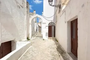 SOTTO L'ARCO - Image 3