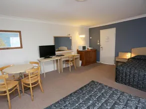Adamstown Elizabeth Motor Inn - Image 4