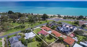 Soleil Sur La Mer - Dromana Beach - Image 4