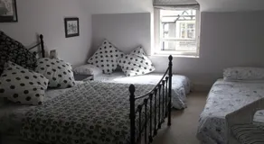 The Hollies Guest House Builth Wells - Image 2