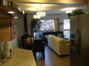 PCH Long Beach Condo - Image 3