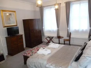Kings House Wokingham - Image 4