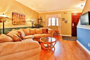 3 Bedrooms 3 Beds Near Metro -2 Parking Free - Image 5