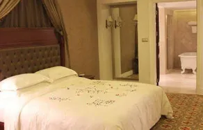 Sunwuhu Hot Spring Holiday Hotel - Image 4
