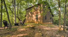 The Lazy Bear Lodge - Image 2