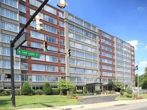 Broadstone Van Dorn - Image 5