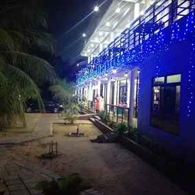 New Sunrise Hotel - Image 2