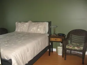 Reflections Guest House - Image 3