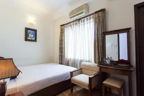 Business Hotel - Image 3