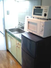 Gojyo Ivy studio apartment semi-double bed 01 - Image 5