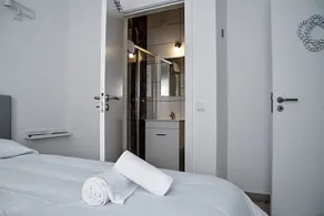 Sailor's House - Image 3