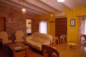 Casa Rural Abuela Maria de Cabañeros - Image 2