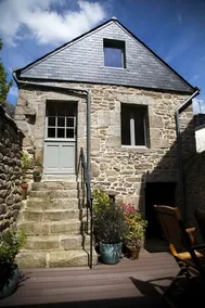 Town House In Quaint Breton Village - Image 2