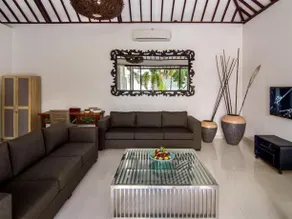 Luxe 2BR Pool Villa Canggu - Sol - Image 1