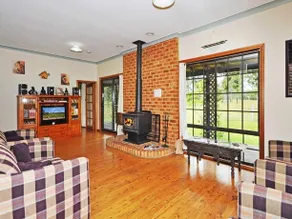 Lovedale Country Lodge 5br - Image 2