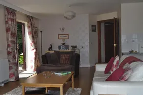 Robin Holiday Cottage - Image 2