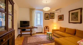 Katarina Vintage House - Image 3