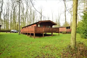 Parkwood Lodge - Image 1