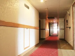 Wuzhou Hotel Parking Lot - Image 5