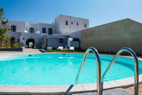 La Maltese Oia Luxury Suites - Image 3