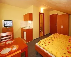 Privat Teo - Image 5