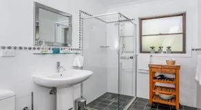 Bellara - your home among the gum trees! - Image 5