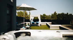 Glamour Apartments - Image 2