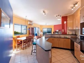 Unbelievable Views of Moreton Bay - Image 2