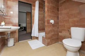 Oneman Hostel - Image 5