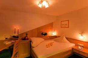 Single room, shower, toilet, balcony - Image 4