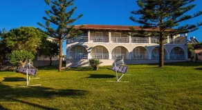 Kondarini's Sea View Studios - Image 4