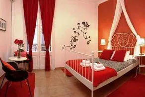 Marta Guest House Barcelona - Image 2