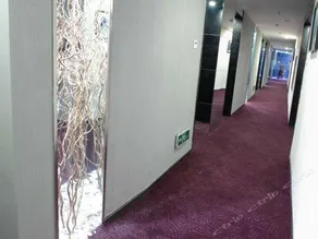 Brisbane Sunshine Hotel - Image 2