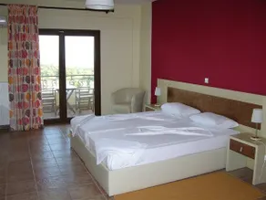 Feggari Hotel - Image 2