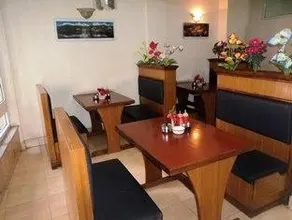Hotel Surya - Image 2