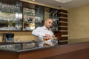 Ceres Hotel - Image 3