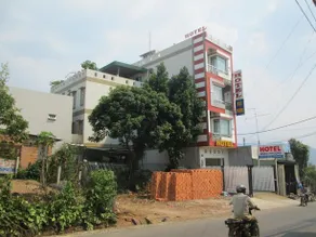 Ngoc Phuong Hotel - Image 2