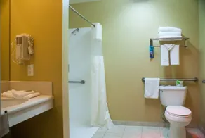 Cathedral City Travelodge - Image 4