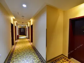 Golden Inn Xizhimen - Image 5