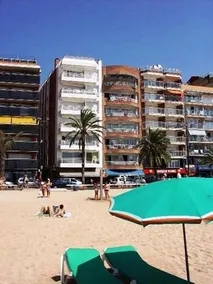 Lloveras Apartaments - Image 5