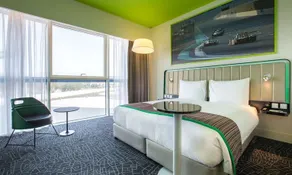 Park Inn by Radisson Dubai Motor City - Image 3