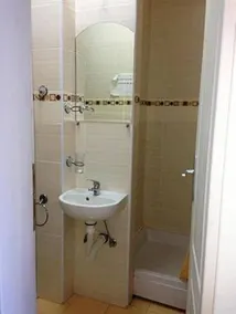Pavia Guest House - Image 4