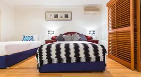 Entertainer's Dream at Gold Coast - Image 3