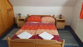 Vili Apartmanház - Image 5