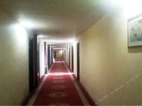 Rui Feng Hotel - Image 4