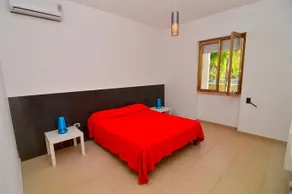 Villa Nadia con Piscina nel Boomerang Village a Torre Colimena - Image 2