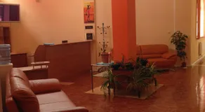 Marron Hostel - Image 5