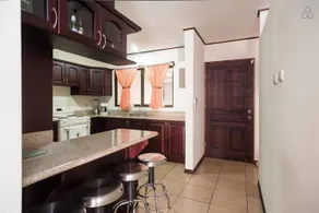 PRIVATE ROOM IN SANTA ANA DOWNTOWN - Image 4